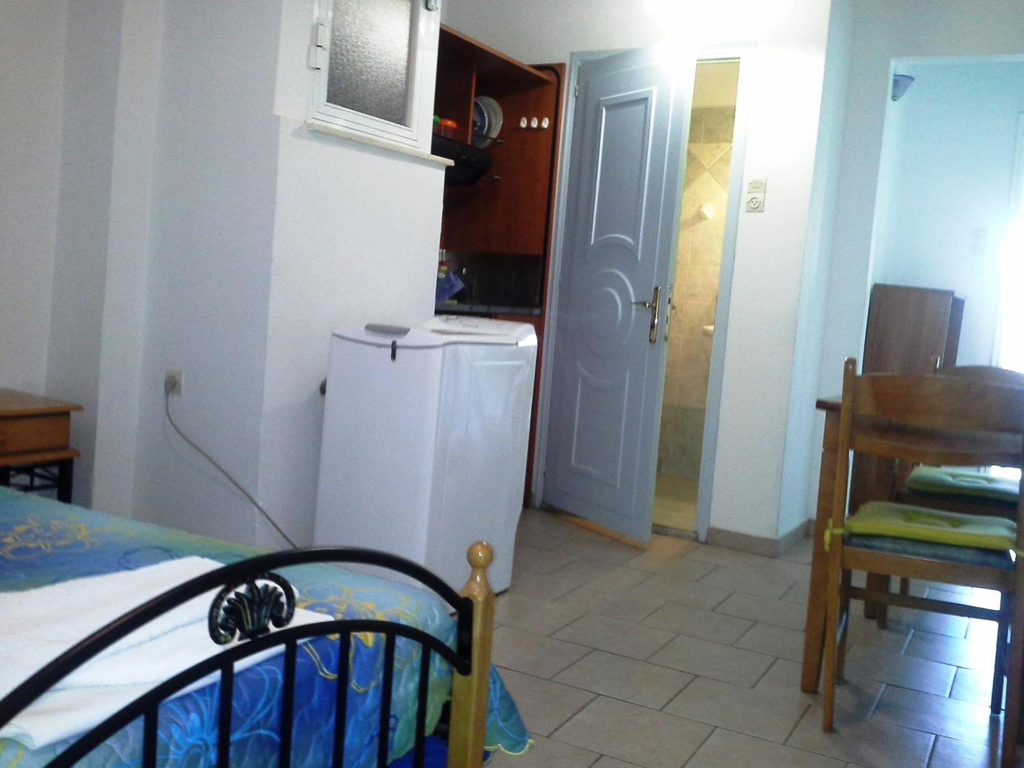 Apergis Rooms Ermoupoli Camera foto